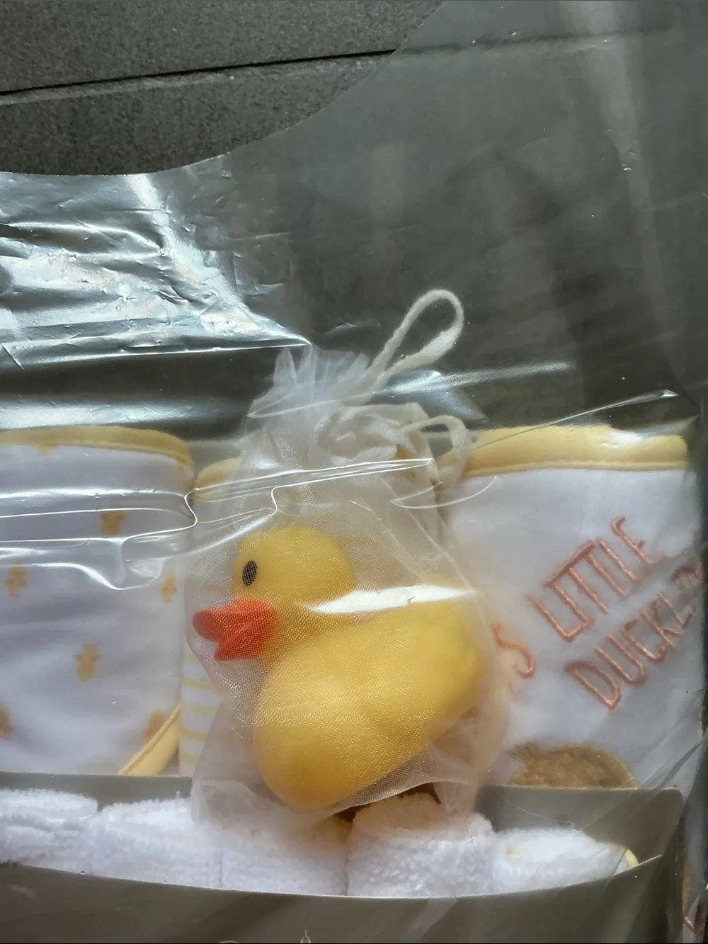 Baby Bath gift Set  9 pieces-with Yellow Duck Accents  BONUS 25 NEW born diapers